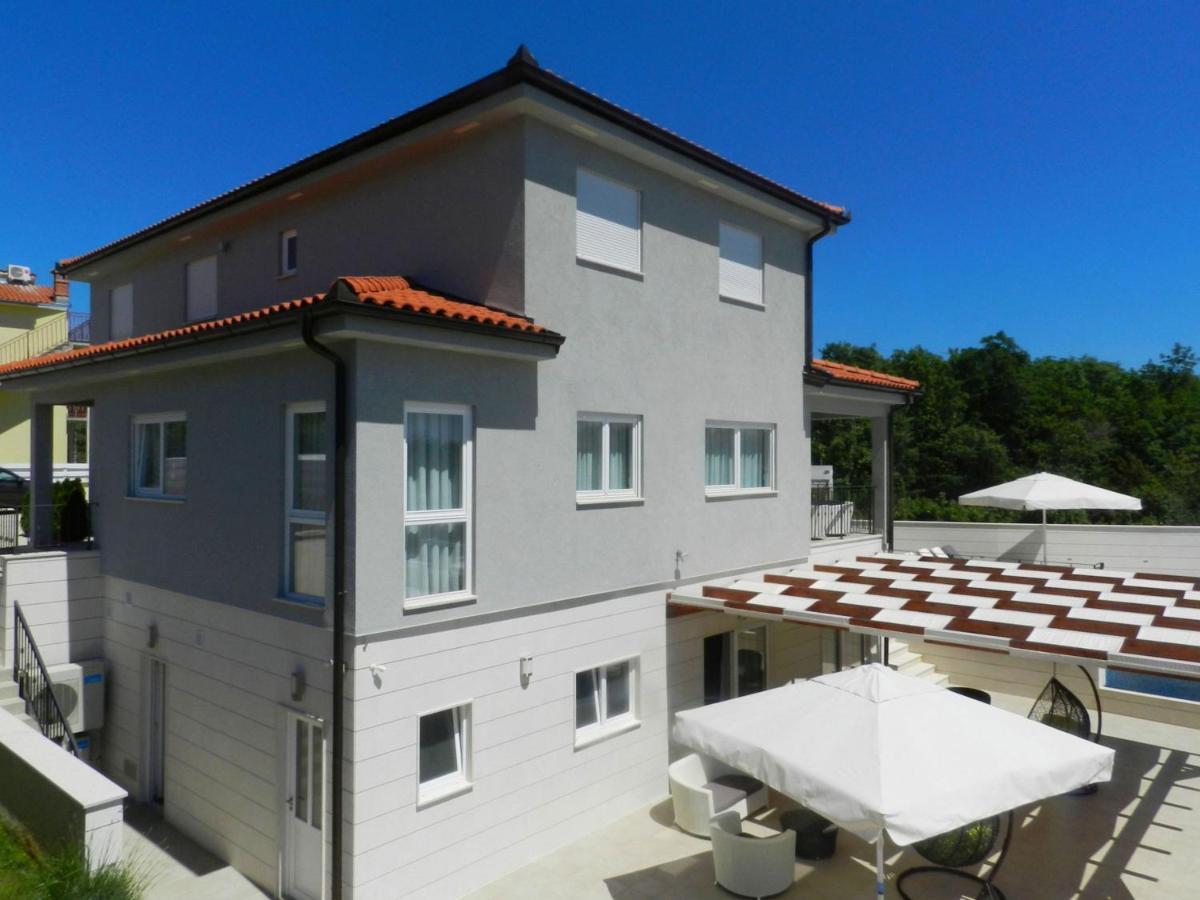 Yourcroatiaholiday - Villa With 6 Rooms Drenje  Εξωτερικό φωτογραφία